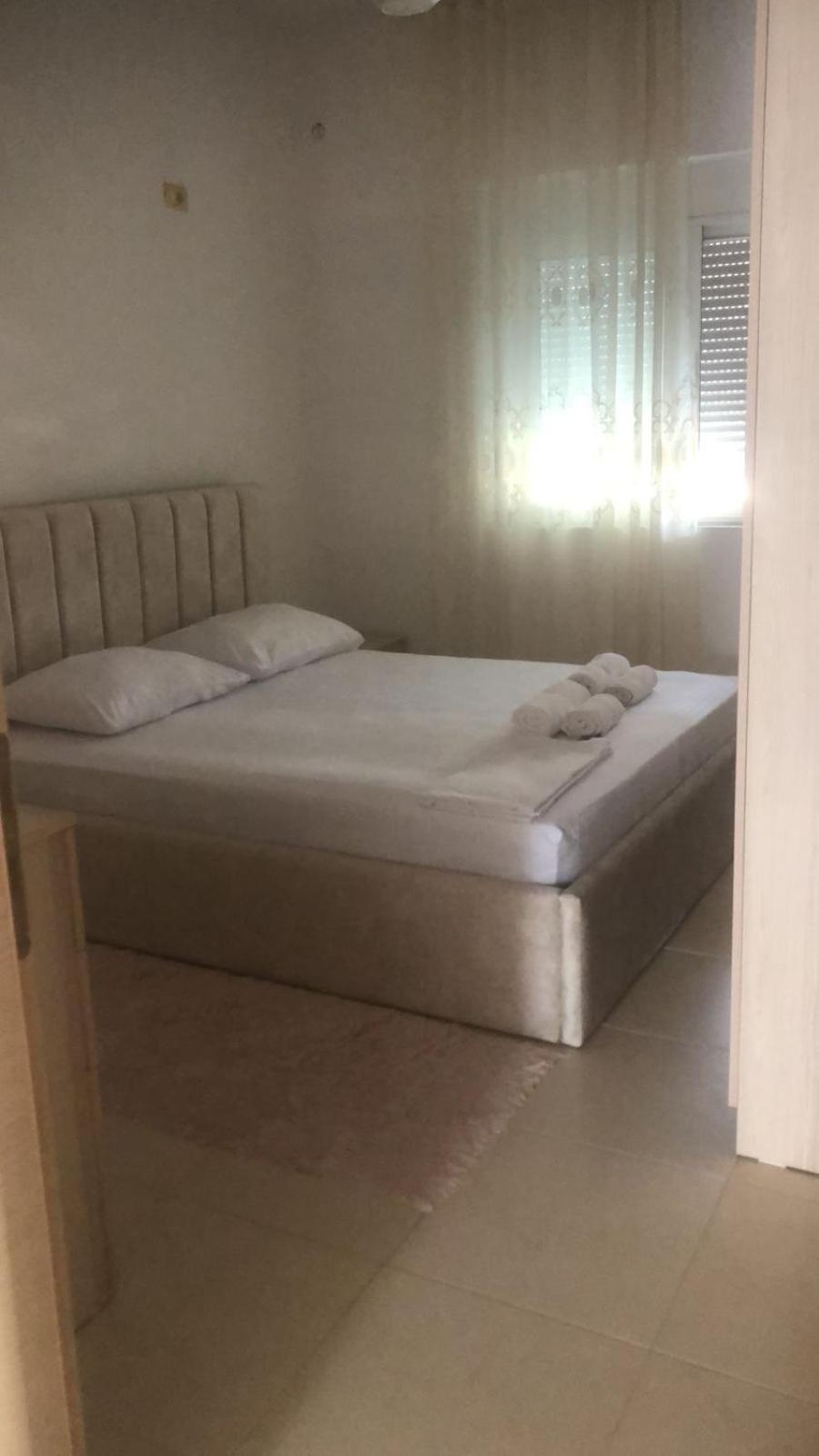 Sunshine Apartment Sarandë Buitenkant foto